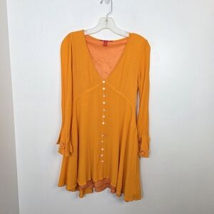Chelsea & Violet Orange Y2K Babydoll Festival Bell Sleeves Button Up Tunic Sz M